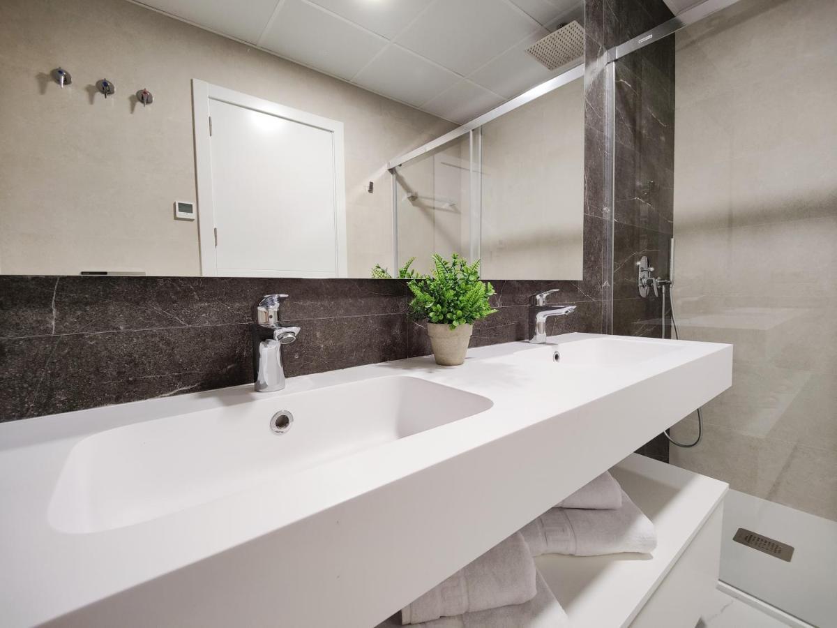 Sunset Cliffs Sea & Sky Apartments Benidorm Ngoại thất bức ảnh